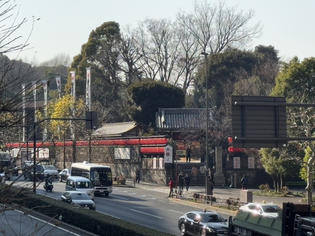 豊川稲荷東京別院_山門