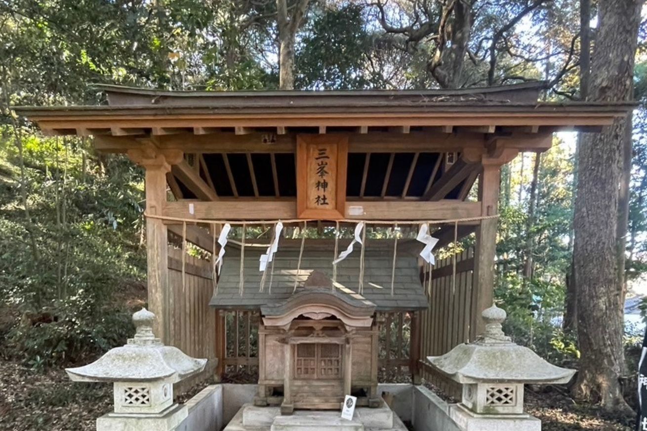 三峯神社・泉神社