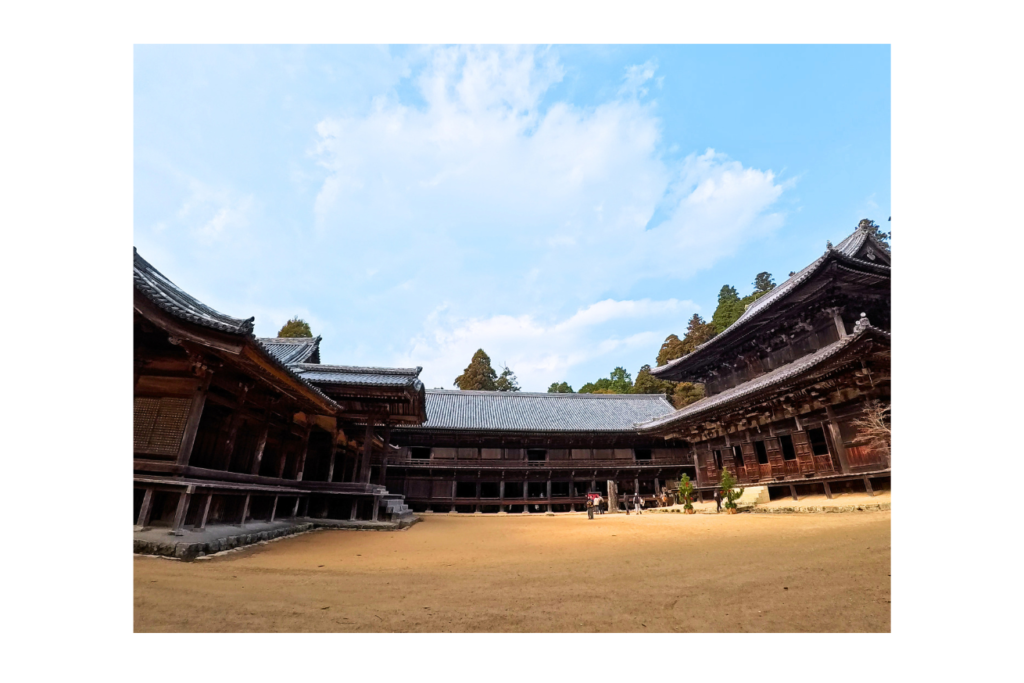 書寫山圓教寺　大講堂と食堂、常行堂