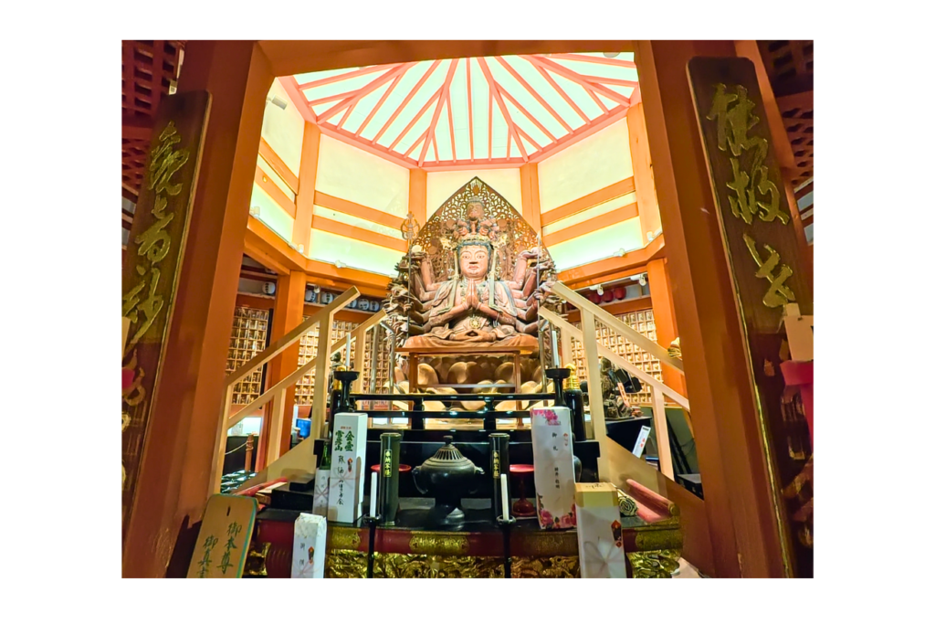 本尊十一面千手観世音菩薩　正面　壺阪寺