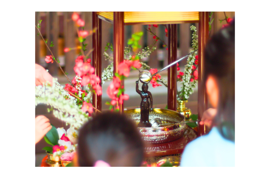 誕生仏 花御堂(はなみどう) 花まつり