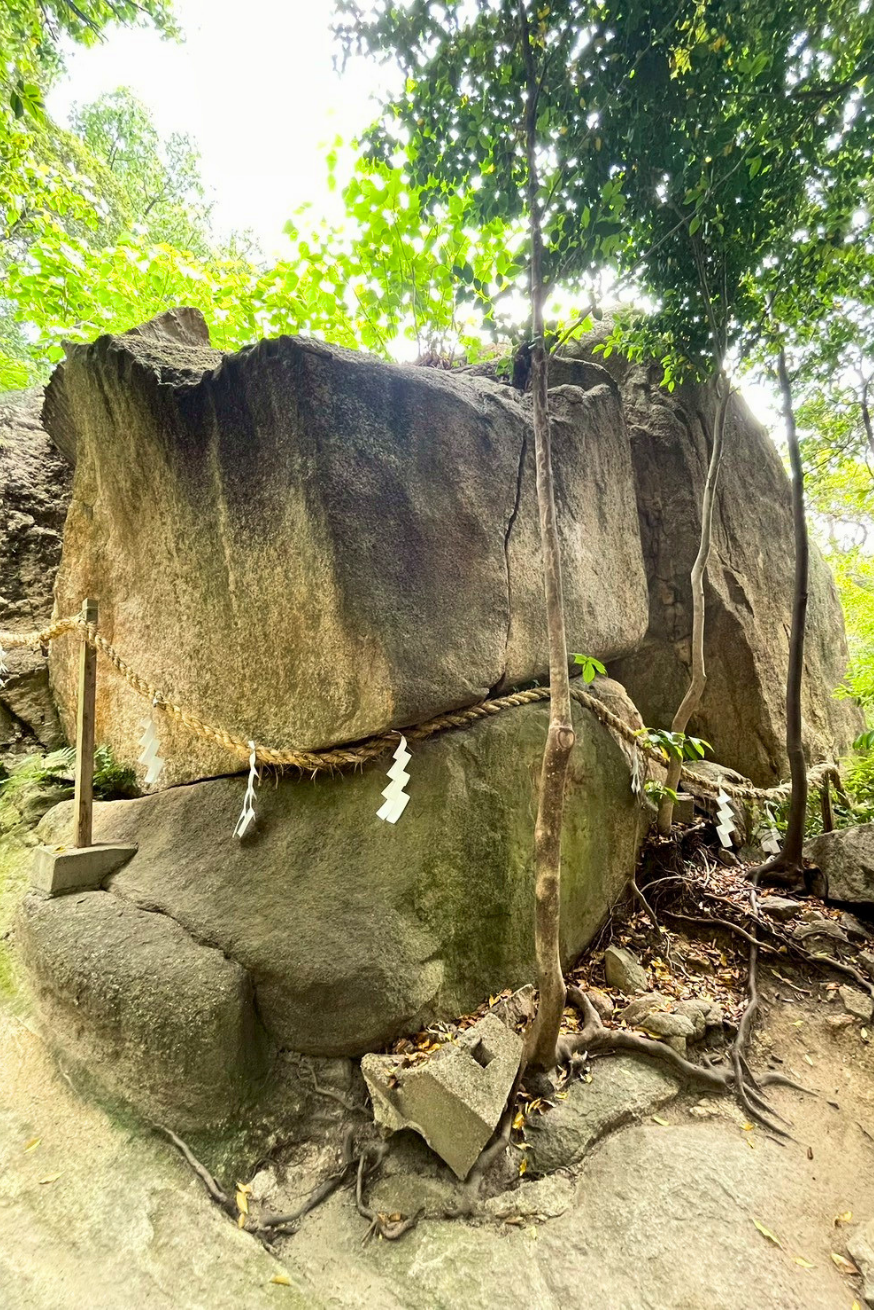 越木岩神社