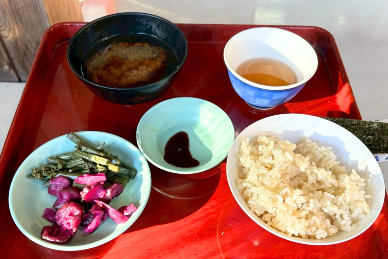 宿坊「東南院」の精進料理