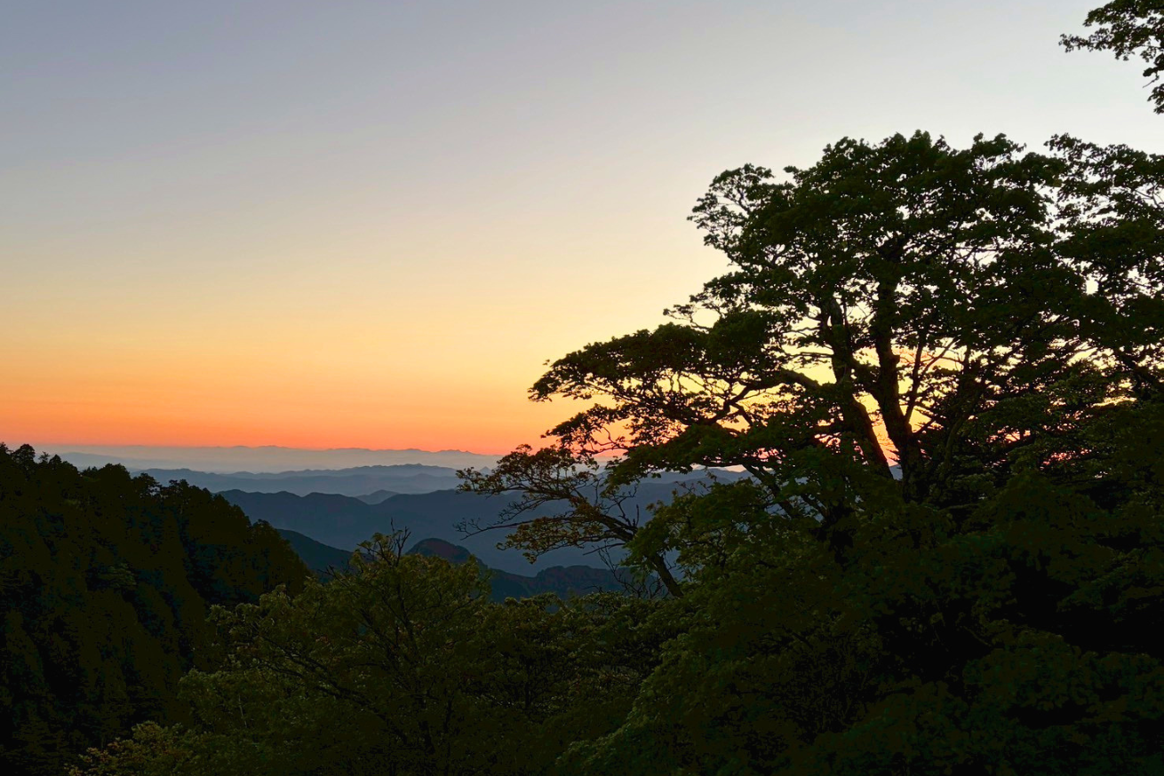大峯山からの夕日