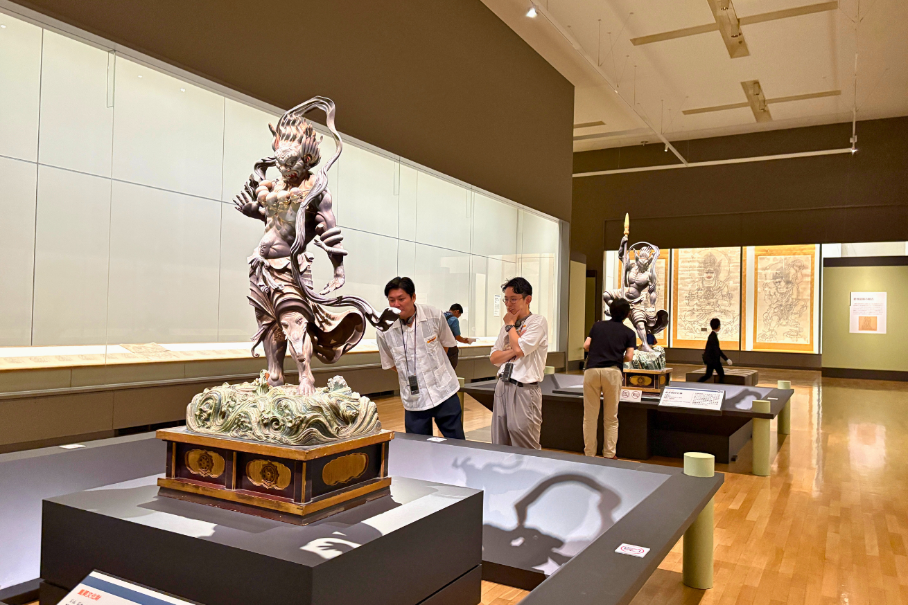 みほとけの仏像といっしょ ②｜特別展「弘法大師生誕1250年記念 空海と真言の名宝」