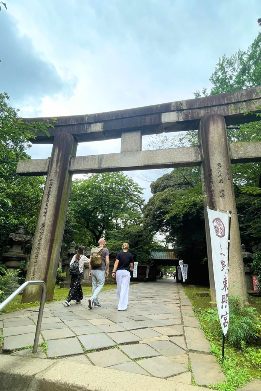 上野東照宮の石鳥居