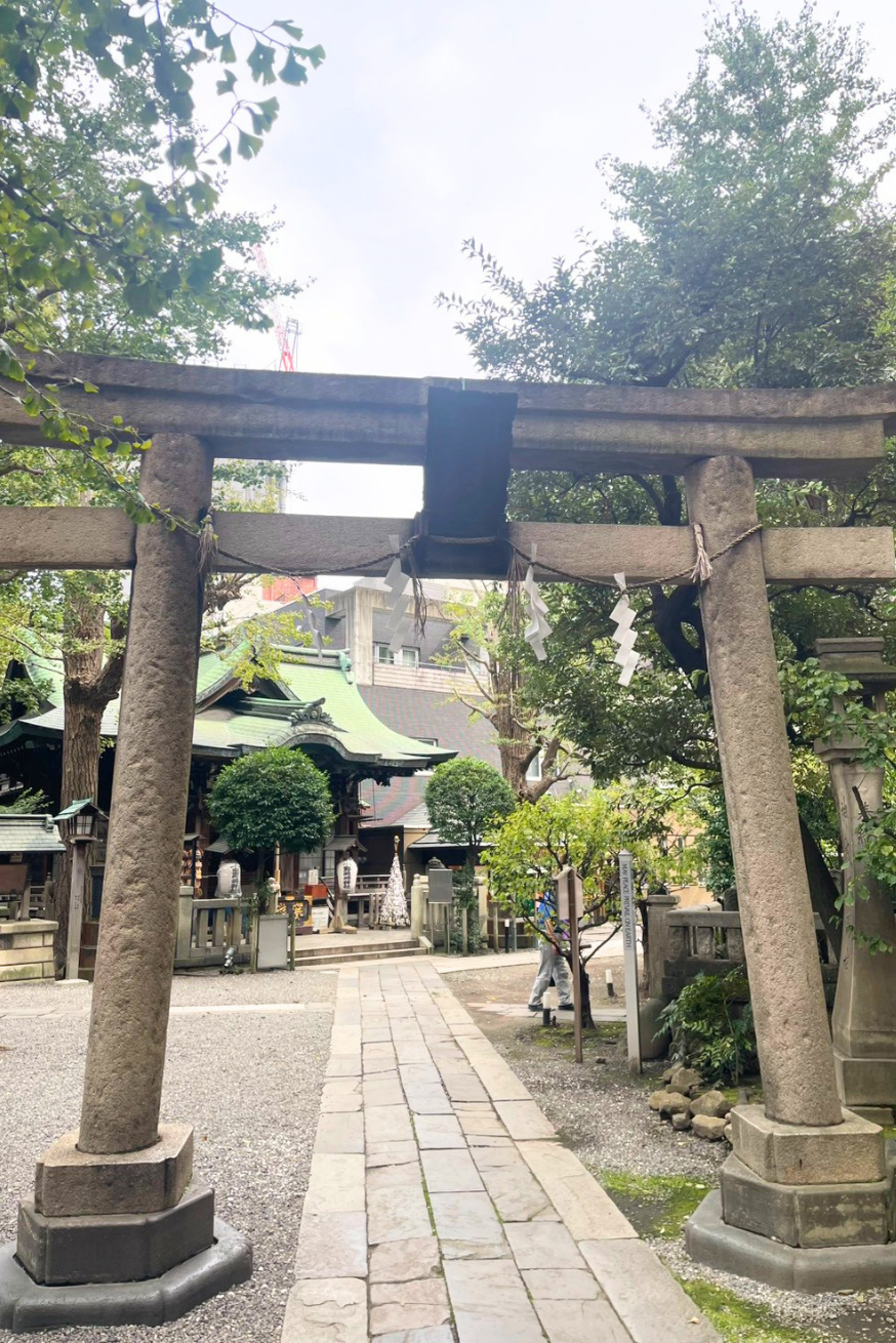 小野照崎神社の境内の様子